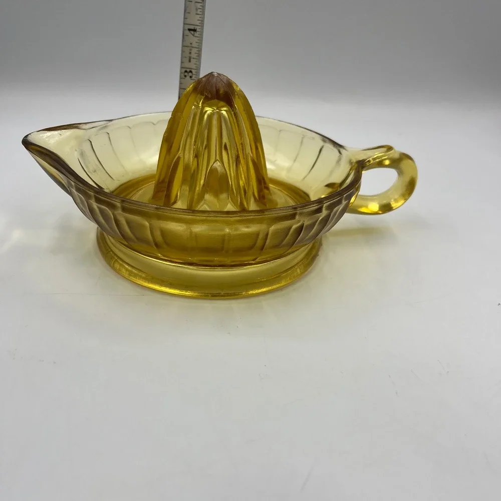 Amber Glass Citrus Juicer Reamer Yellow Kitchenware Vintage